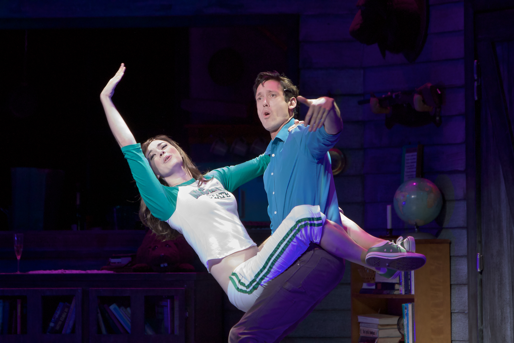 Prince Music Theater
Philadelphia, Pa
October 4, 2013

DerekBrad.com